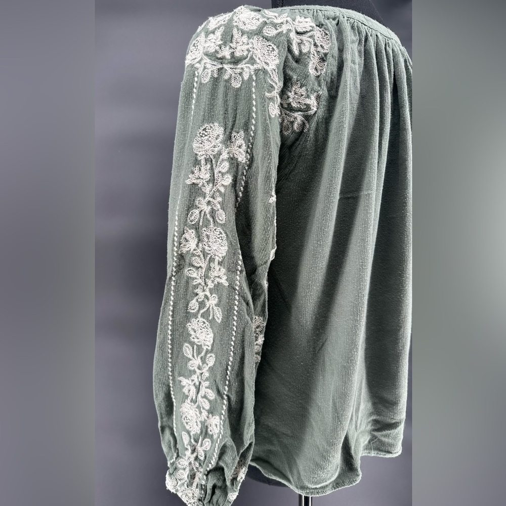 Miss Me Embroidered Green Blouse Size S - Picture 7 of 11